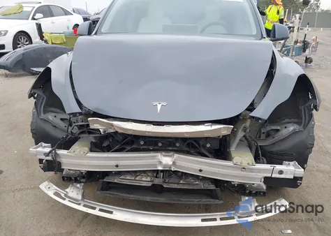 2023 Tesla Model Y Awd/Performance Dual Motor All-Wheel Drive from USA, damaged, VIN 7SAYGDEF5PF863538